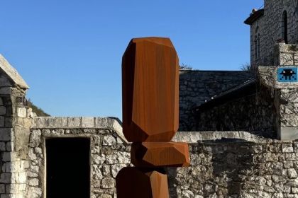 RockFormationTower318, 2023 Corten steel 318 x 126 x 102 cm